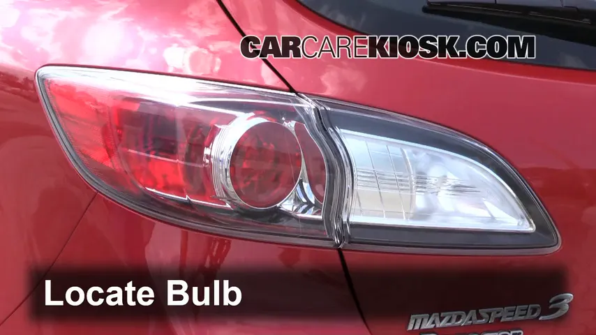 2011 Mazda 3 Mazdaspeed 2.3L 4 Cyl. Turbo Éclairage Feu clignotant arrière (remplacer l'ampoule)